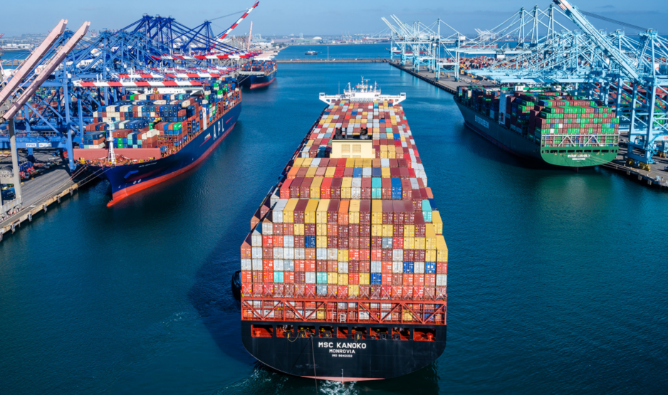 container ports, cargo ships, ocean carriers